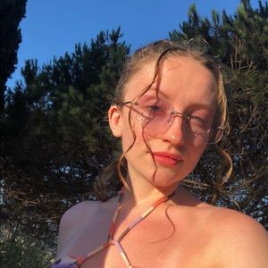 Meet your Posher, Grace